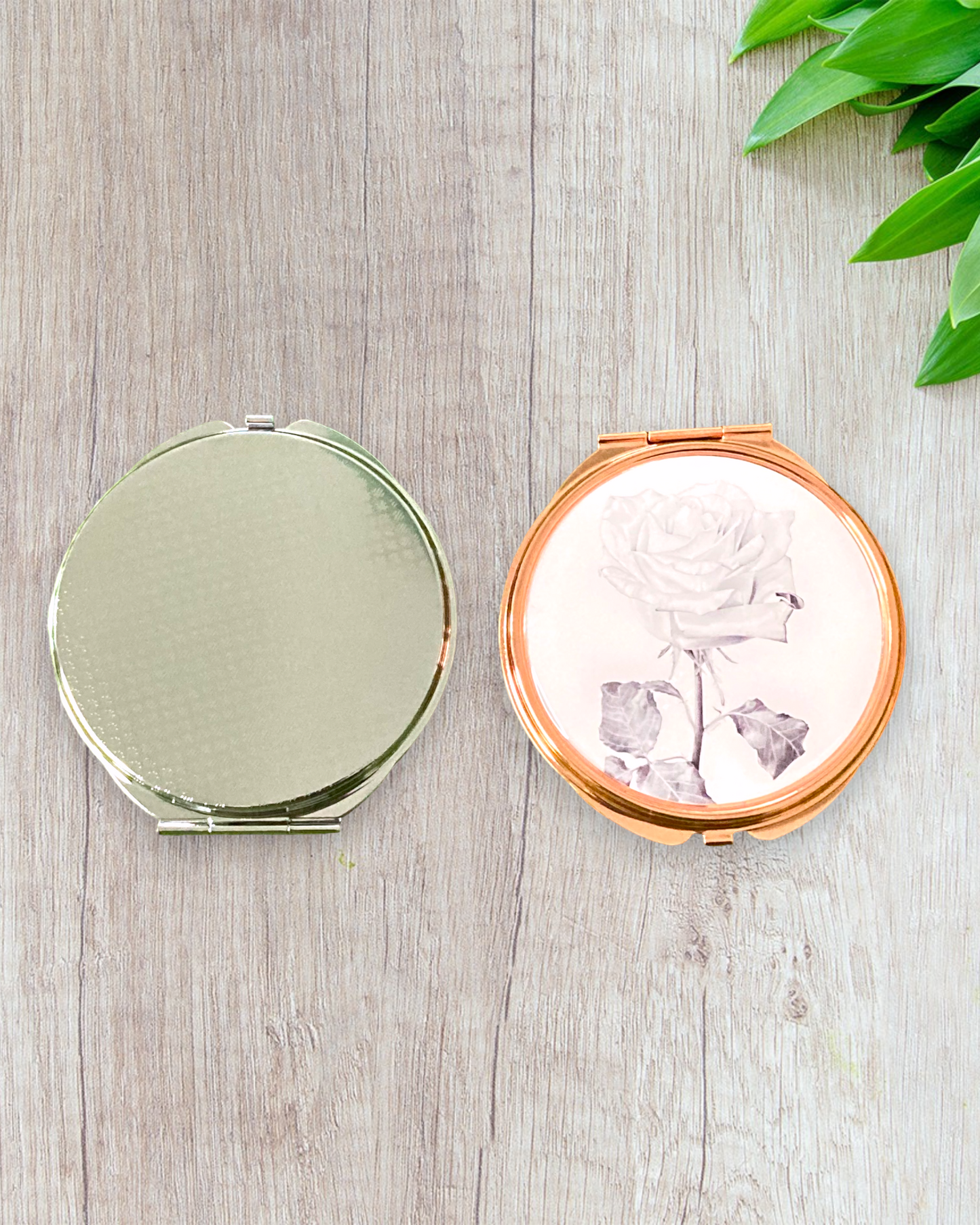 Compact Mirror